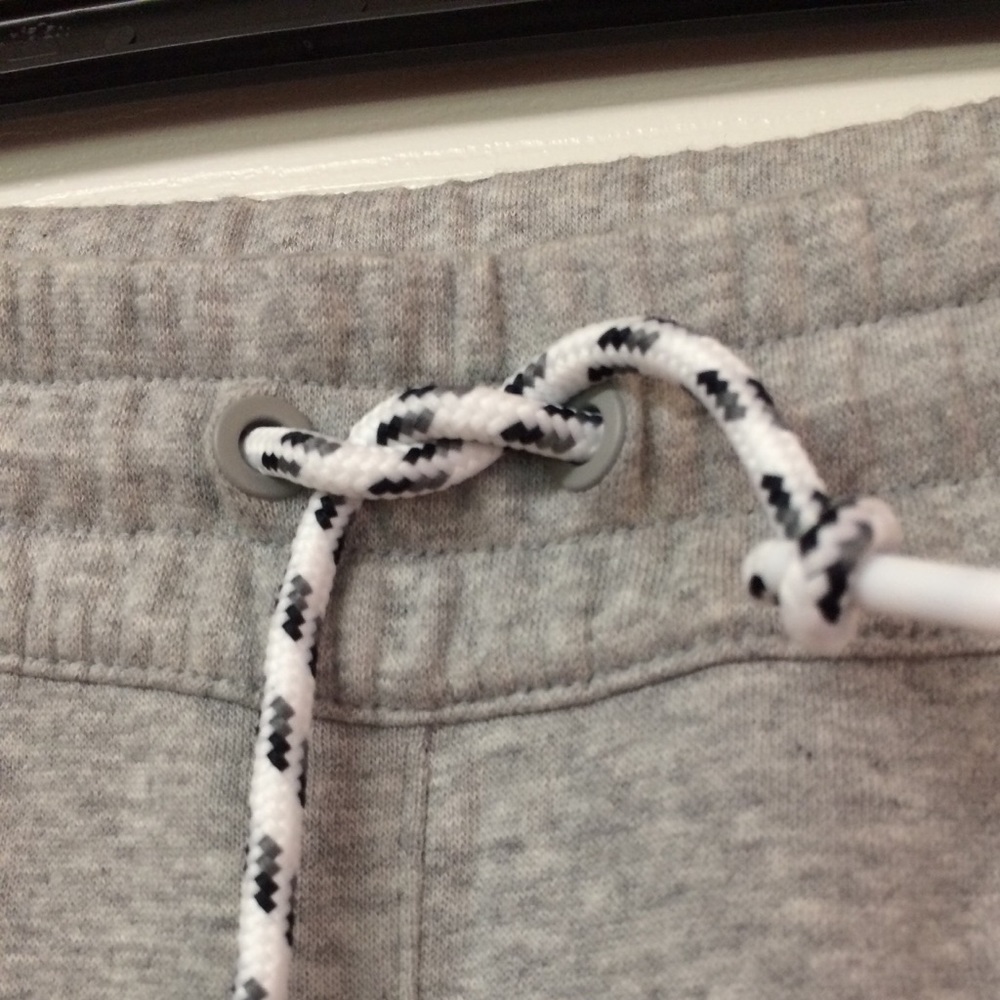 Adidas sweat pants gray & black pockets NWT - Picture 4 of 8